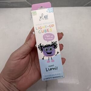 Glo pals Blair Water Activated Light Up Cubes Purple Sensory Play 4 cubes New